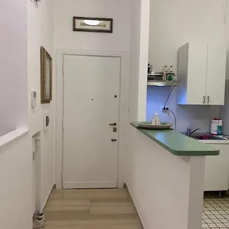 Casa Lvlv' - Nomentano 아파트 *